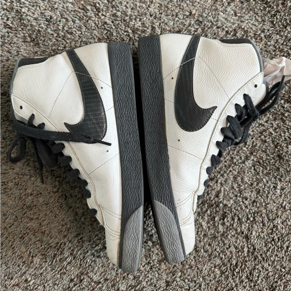 Nike Blazer Mid GS 'White Anthracite' (318705-105) size 6.5Y